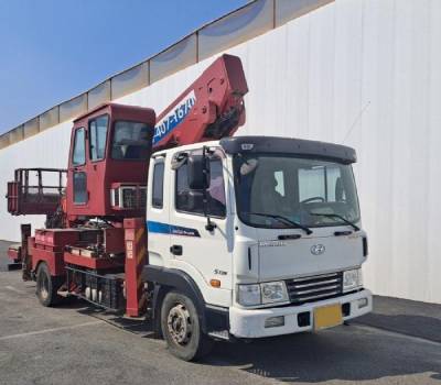 Hyundai HD120